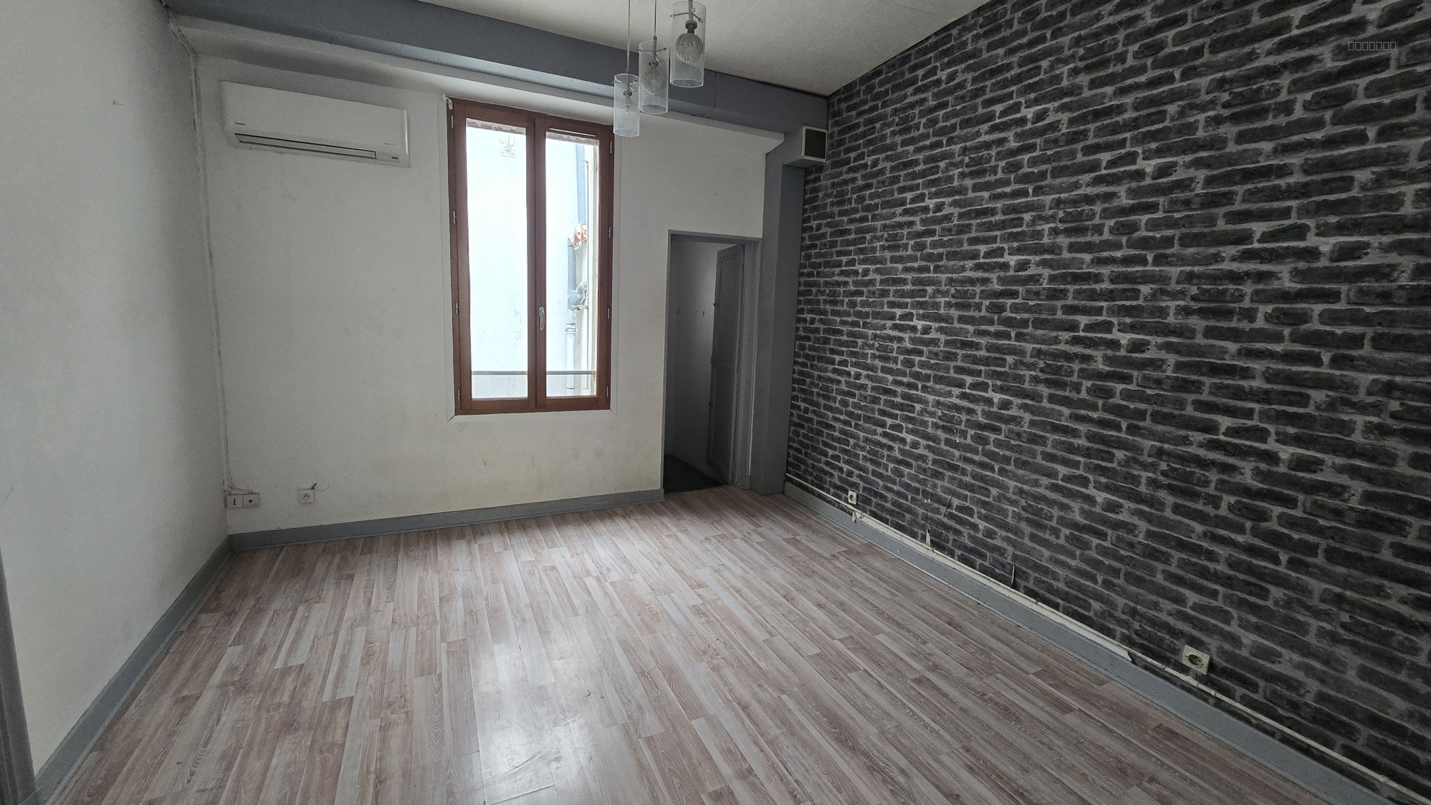 Appartement T2 de 49m2 situé au 2ème étage sans ascenseur — photo 1