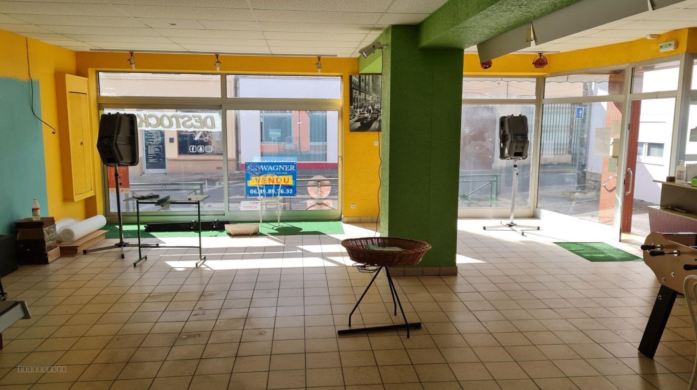 Local commercial à vendre à Dieuze, 400 m² – photo 2 sur 7