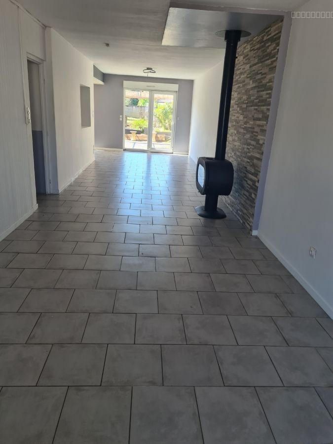 Maison à vendre à St clement, 15 m², 5 pièces – photo 3 sur 10
