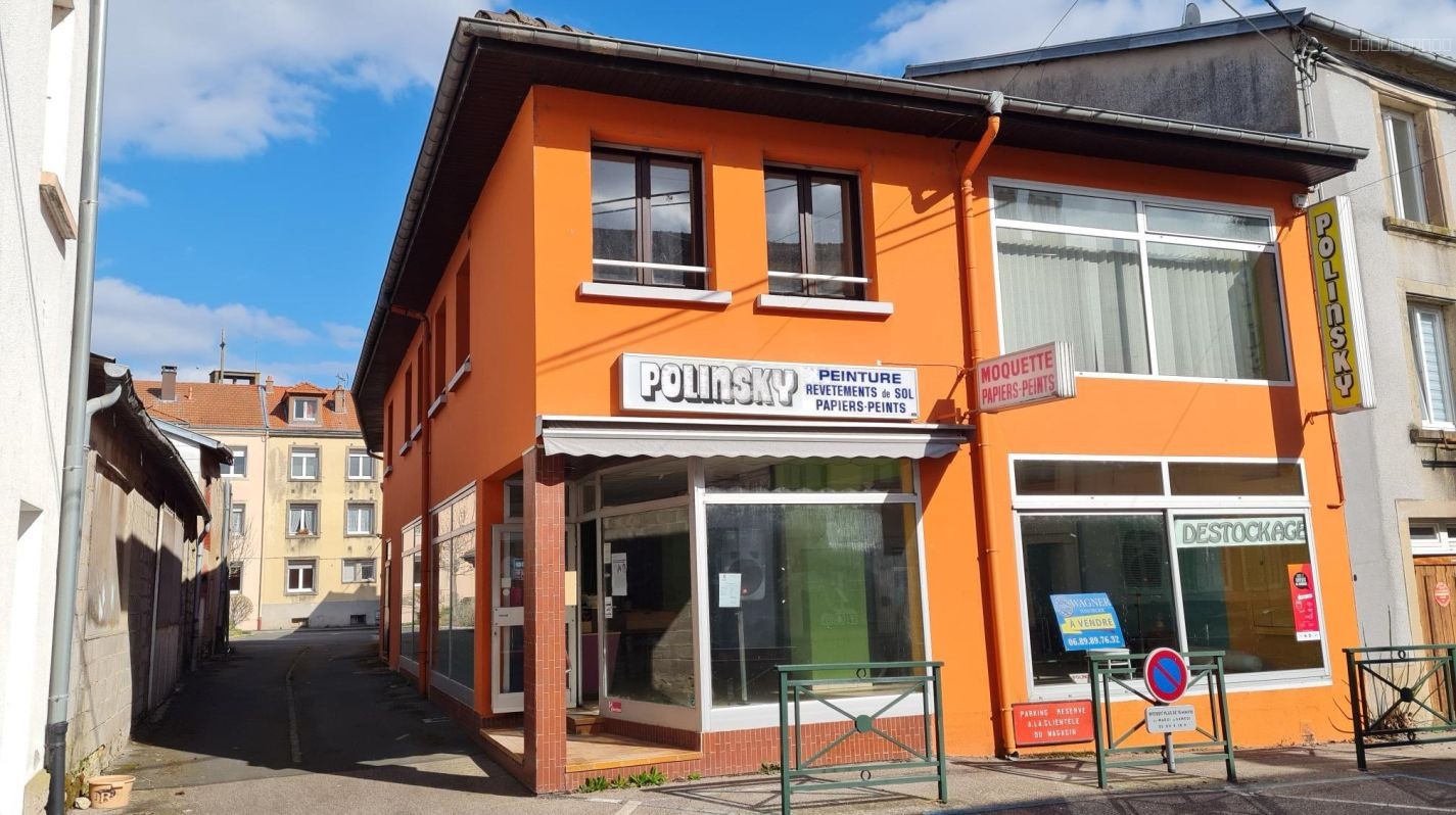 Local commercial à vendre à Dieuze, 400 m² – photo 1 sur 7