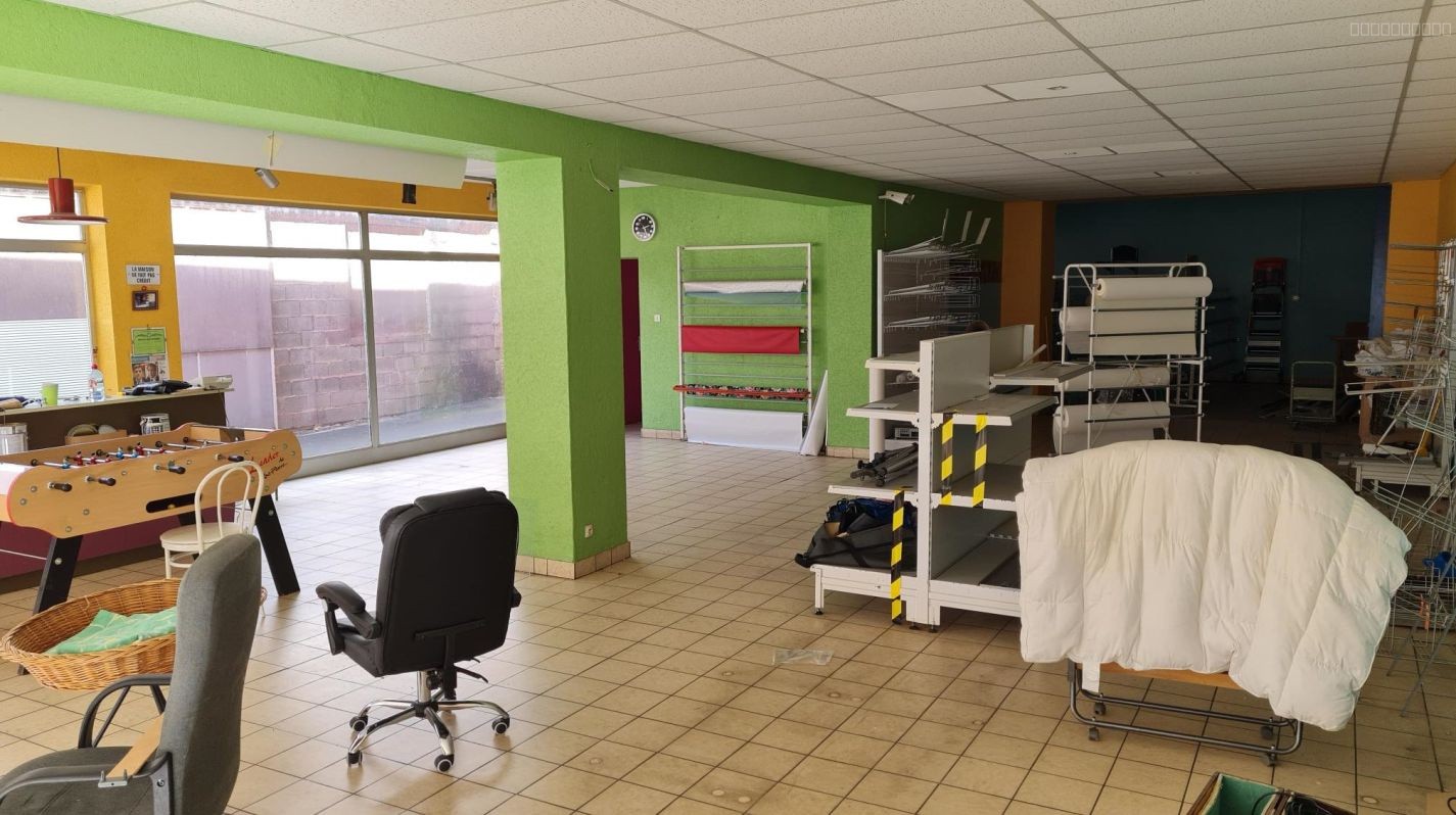 Local commercial à vendre à Dieuze, 400 m² – photo 3 sur 7
