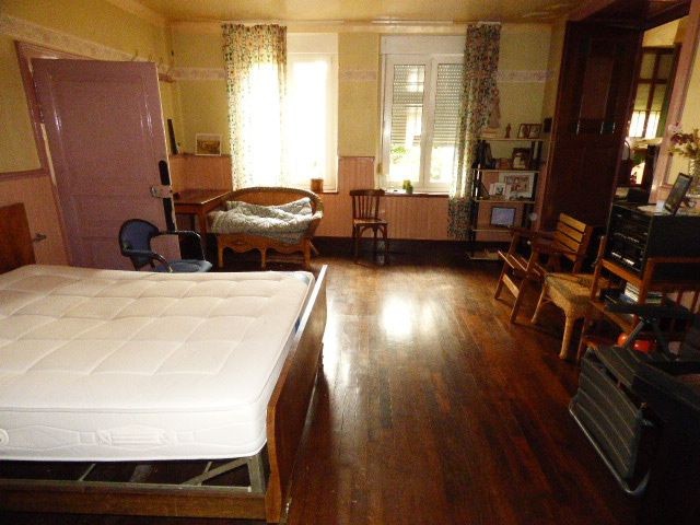 Maison à vendre à Avricourt, 250 m², 8 pièces – photo 2 sur 9