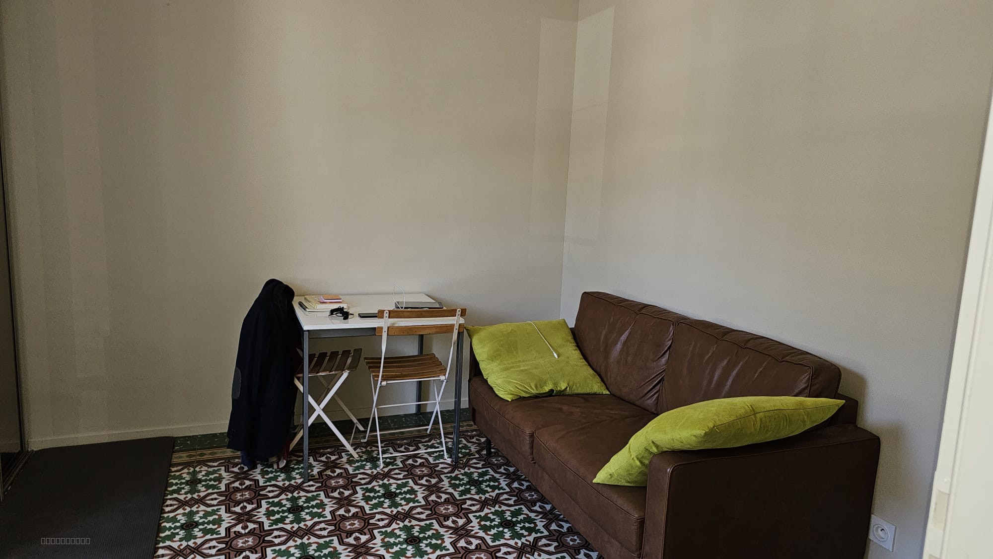 Montpellier  Près d'arènes - Appartement T3 Meublé dans maison 61 m2 avec jardin partagé — photo 4
