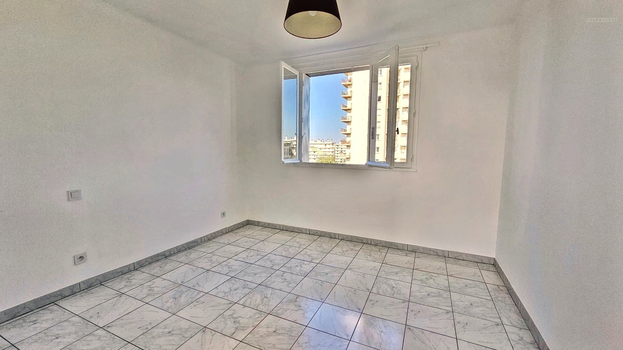 Montpellier-Appartement T3 Bis de 66 M2 - Balcon- Vue dégagée -ascenseur — photo 11
