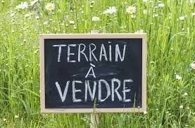 Bien immobilier à vendre à Bessieres, 600 m² – photo 1 sur 3