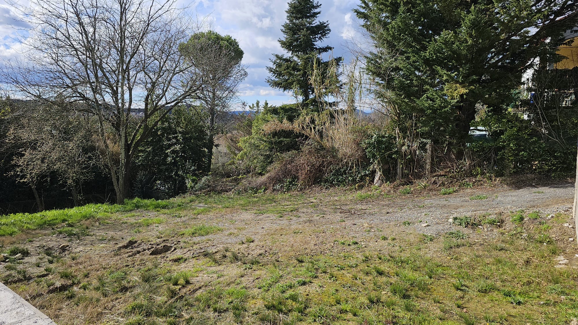 Bien immobilier à vendre à Villevieille, 802 m² – photo 2 sur 2