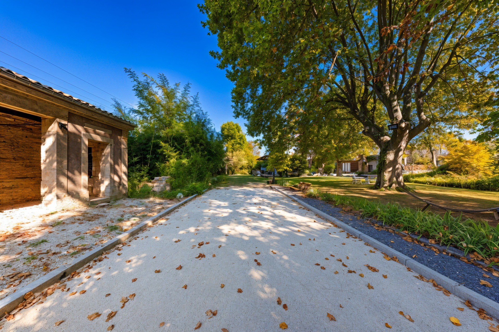 Demeure atypique : ancienne gare rénovée 136 m2 sur 2 177 m2 de terrain entre Sommiéres, Nimes et Quissac — photo 15