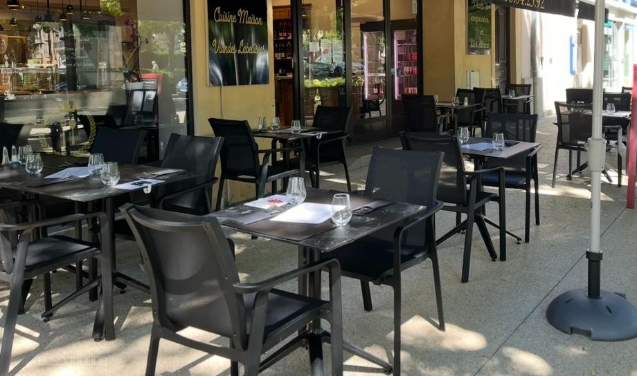 Fonds de commerce à vendre à Nimes, 256 m² – photo 2 sur 9