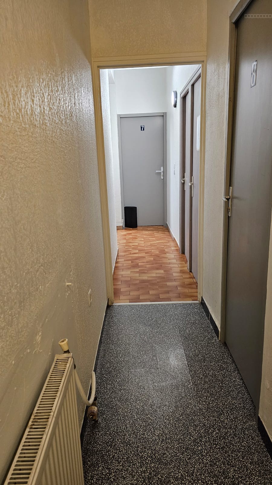 Montpellier, hauts de Massanne , studette équipée dans Maison — photo 5