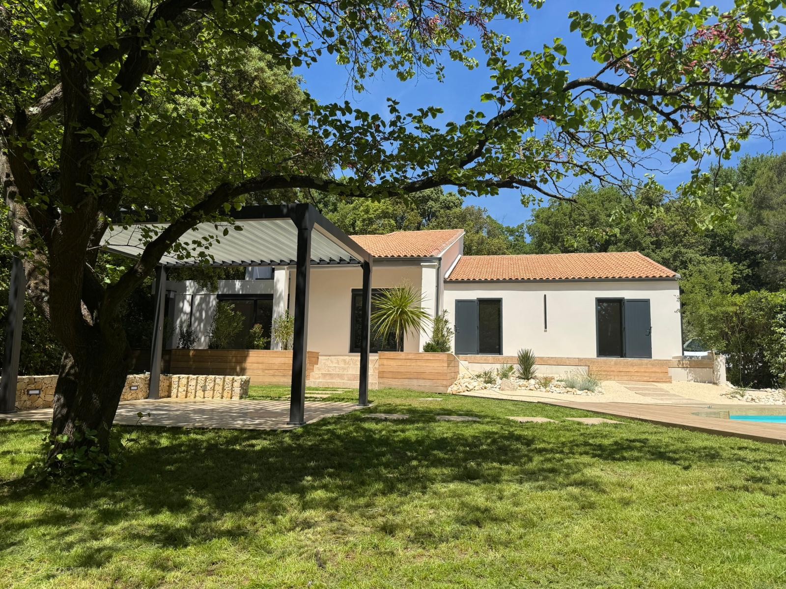 Maison à vendre à Assas, 162,69 m², 6 pièces – photo 2 sur 17