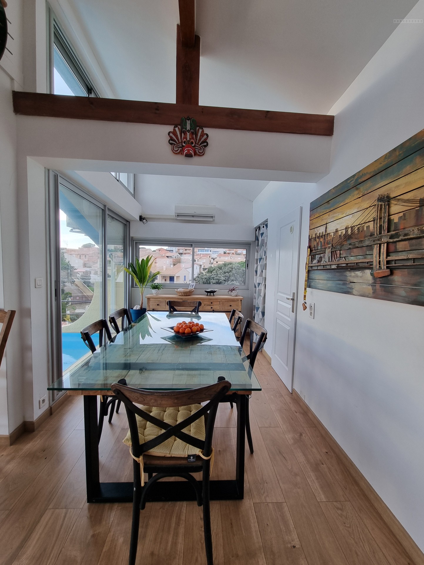 Duplex T4 , piscine et ascenseur privé arrivant au niveau de la pièce principale. — photo 7