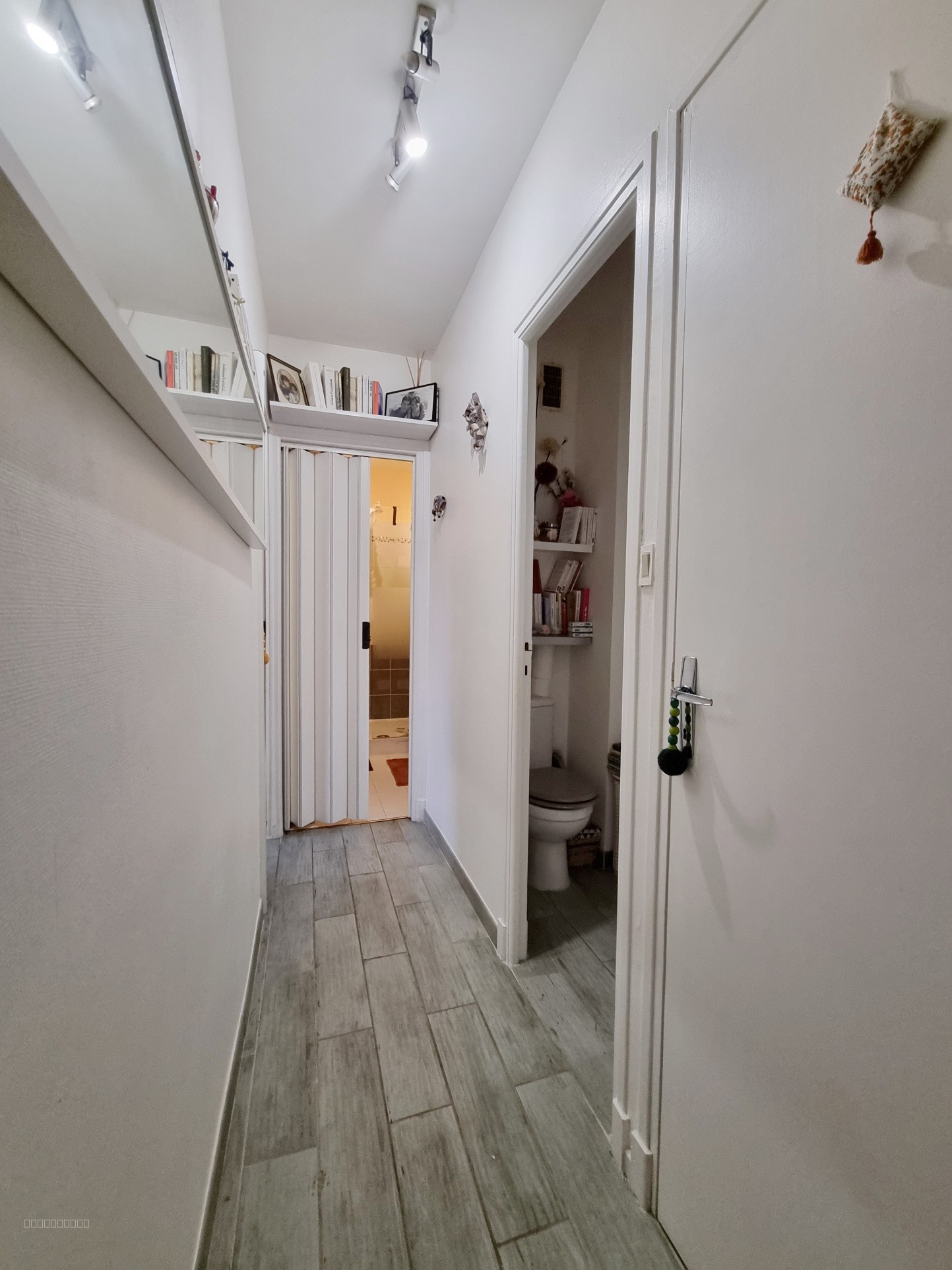 Grand T2 avec loggia aménagée en chambre Vue imprenable sur la cathédrale - Narbonne — photo 6