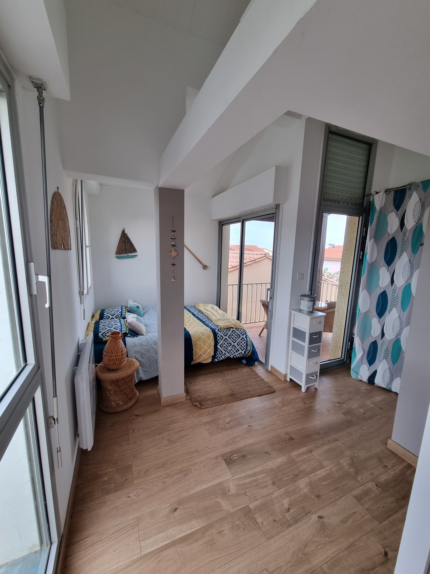 Duplex T4 , piscine et ascenseur privé arrivant au niveau de la pièce principale. — photo 20