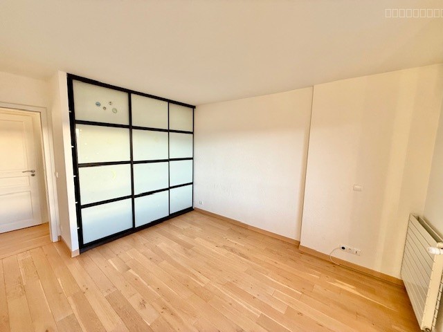 DIVONNE LES BAINS 01220, T4 DUPLEX 100M2 AVEC 2 TERRASSES, GRAND ET PARKING — photo 19