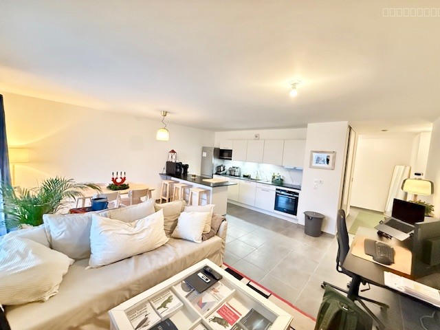 Appartement à vendre à St genis pouilly, 71 m², 3 pièces – photo 1 sur 19
