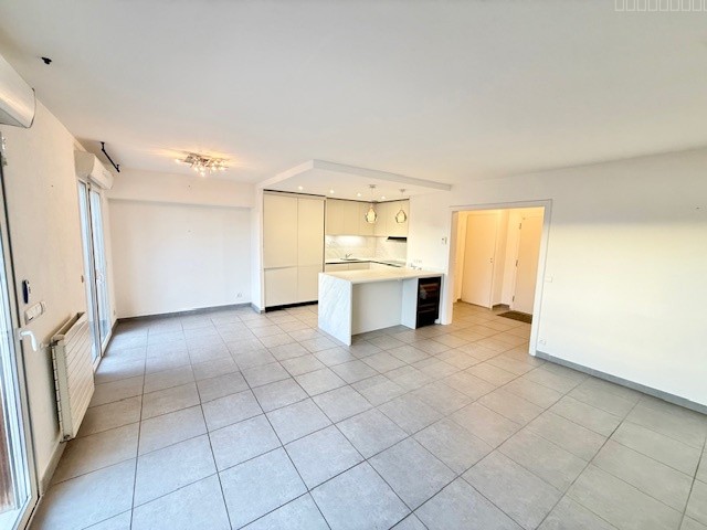 DIVONNE LES BAINS 01220, T4 DUPLEX 100M2 AVEC 2 TERRASSES, GRAND ET PARKING — photo 11