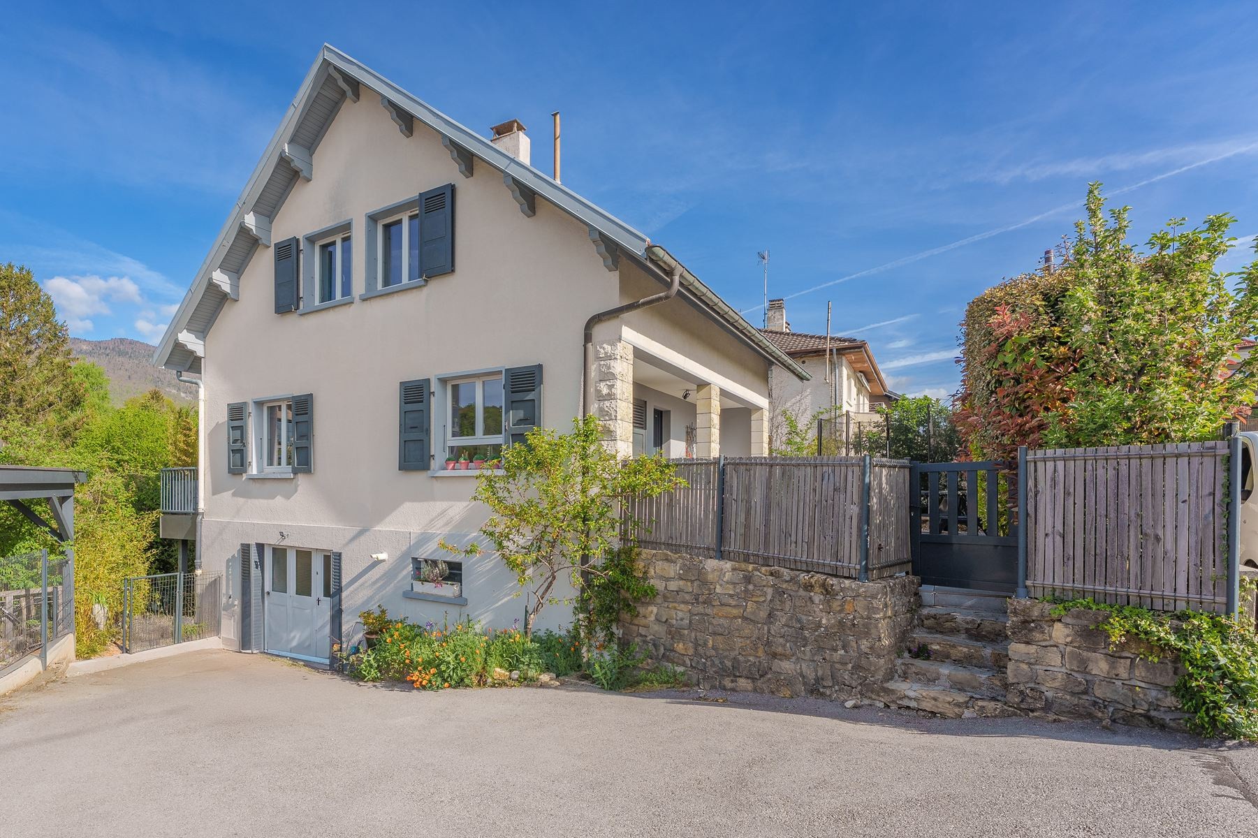 Maison à vendre à Divonne les bains, 158 m², 5 pièces – photo 1 sur 20