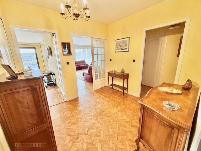 DIVONNE LES BAINS 01220, CENTRE VILLE, T4 121m2 avec terrasse, garage et cave — photo 12