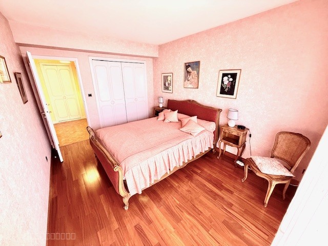 DIVONNE LES BAINS 01220, CENTRE VILLE, T4 121m2 avec terrasse, garage et cave — photo 16