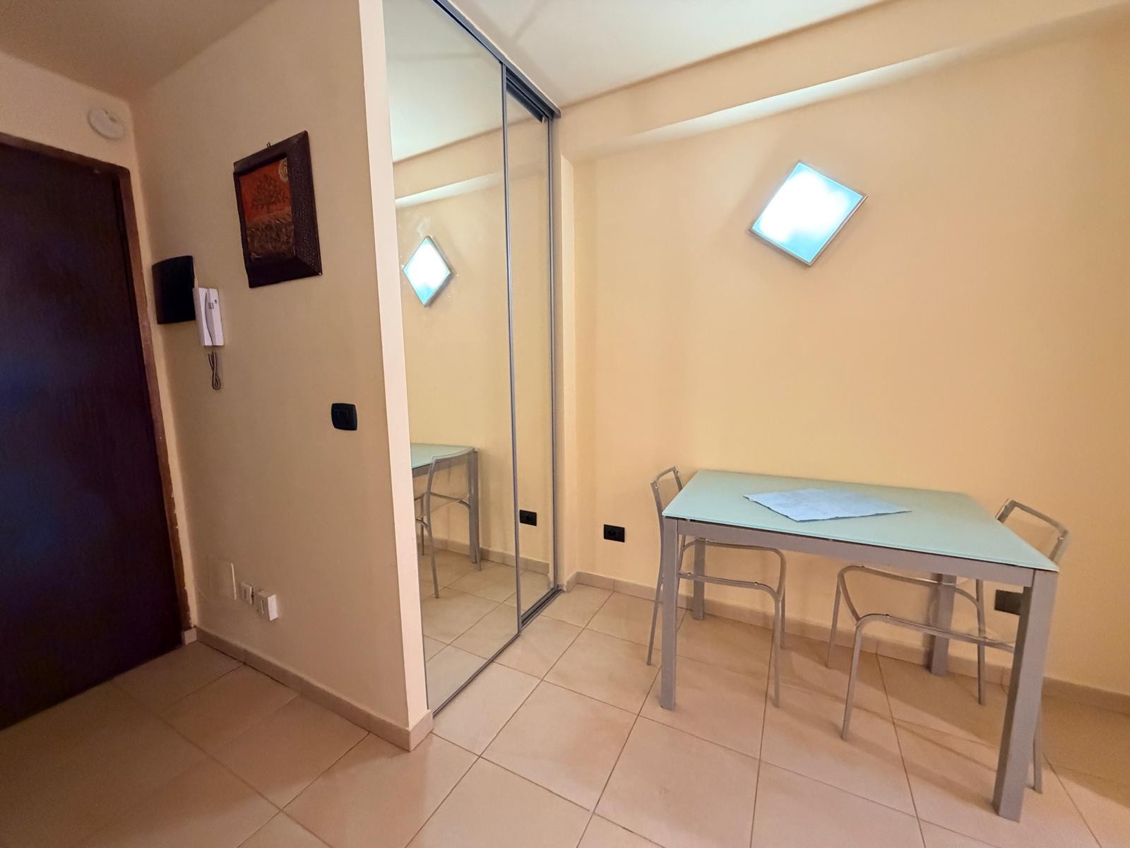 Menton - Haut Carei - Studio meublé avec terrasse et parking privé — photo 6