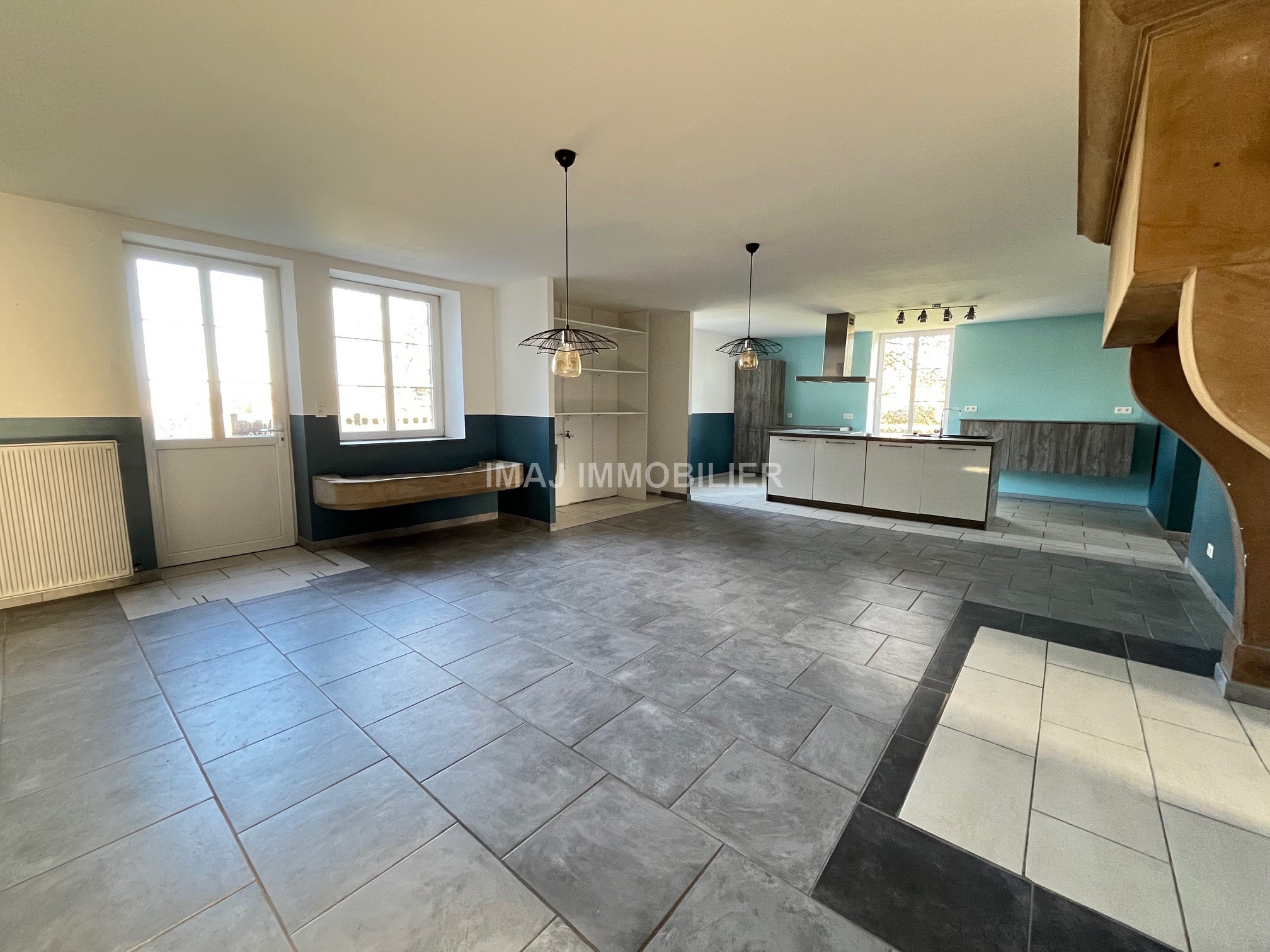 Maison à louer à Padoux, 225 m², 6 pièces – photo 2 sur 19