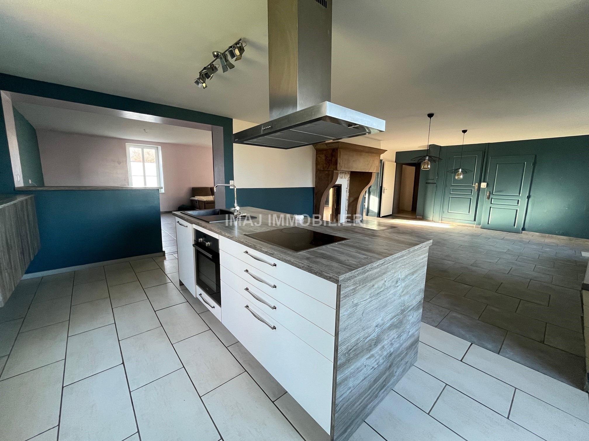 Maison à louer à Padoux, 225 m², 6 pièces – photo 3 sur 19