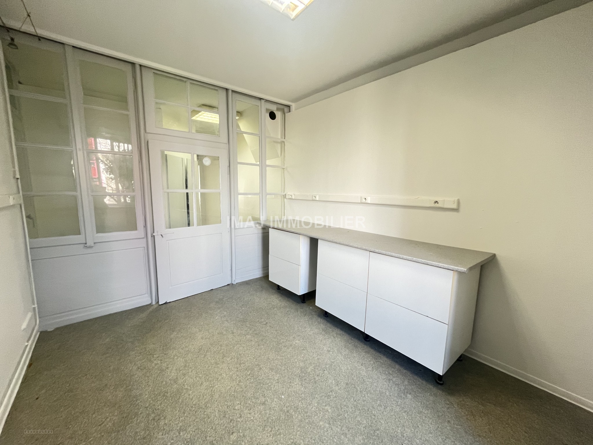 Local commercial à louer à Epinal, 30,04 m², 2 pièces – photo 2 sur 4