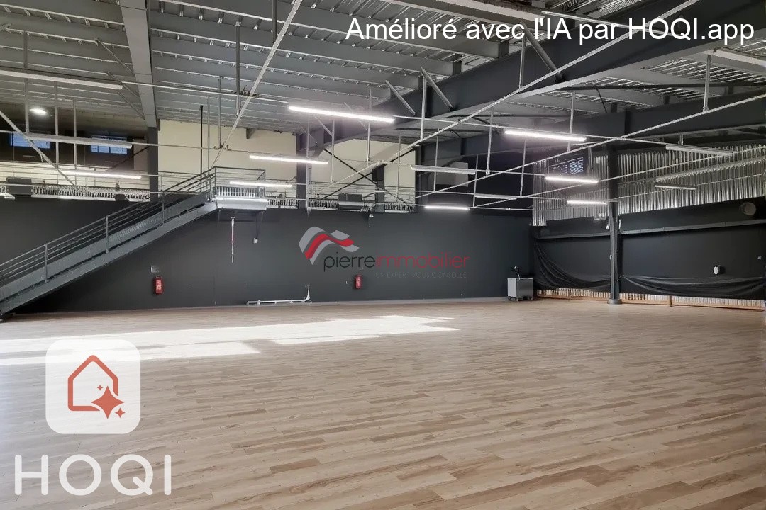 Bien immobilier à louer à St pierre, 450 m² – photo 1 sur 2