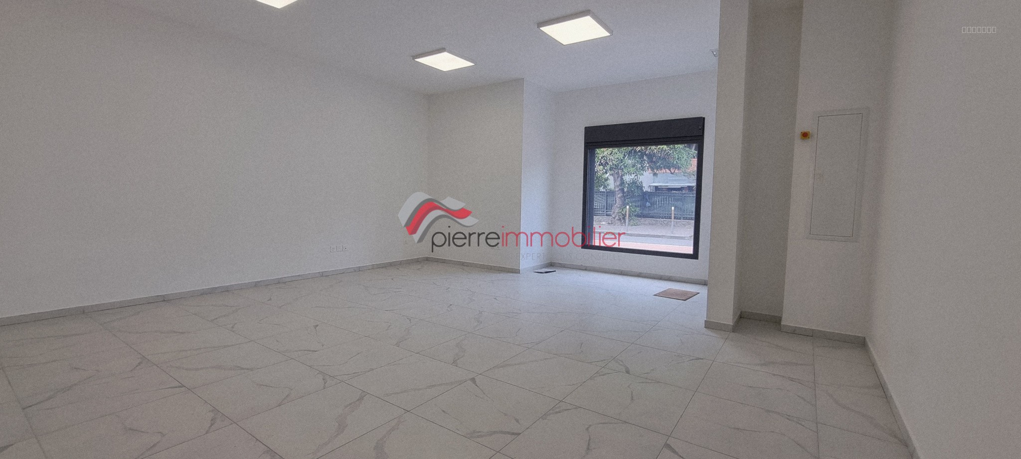 Bien immobilier à louer à St pierre, 48 m² – photo 3 sur 5