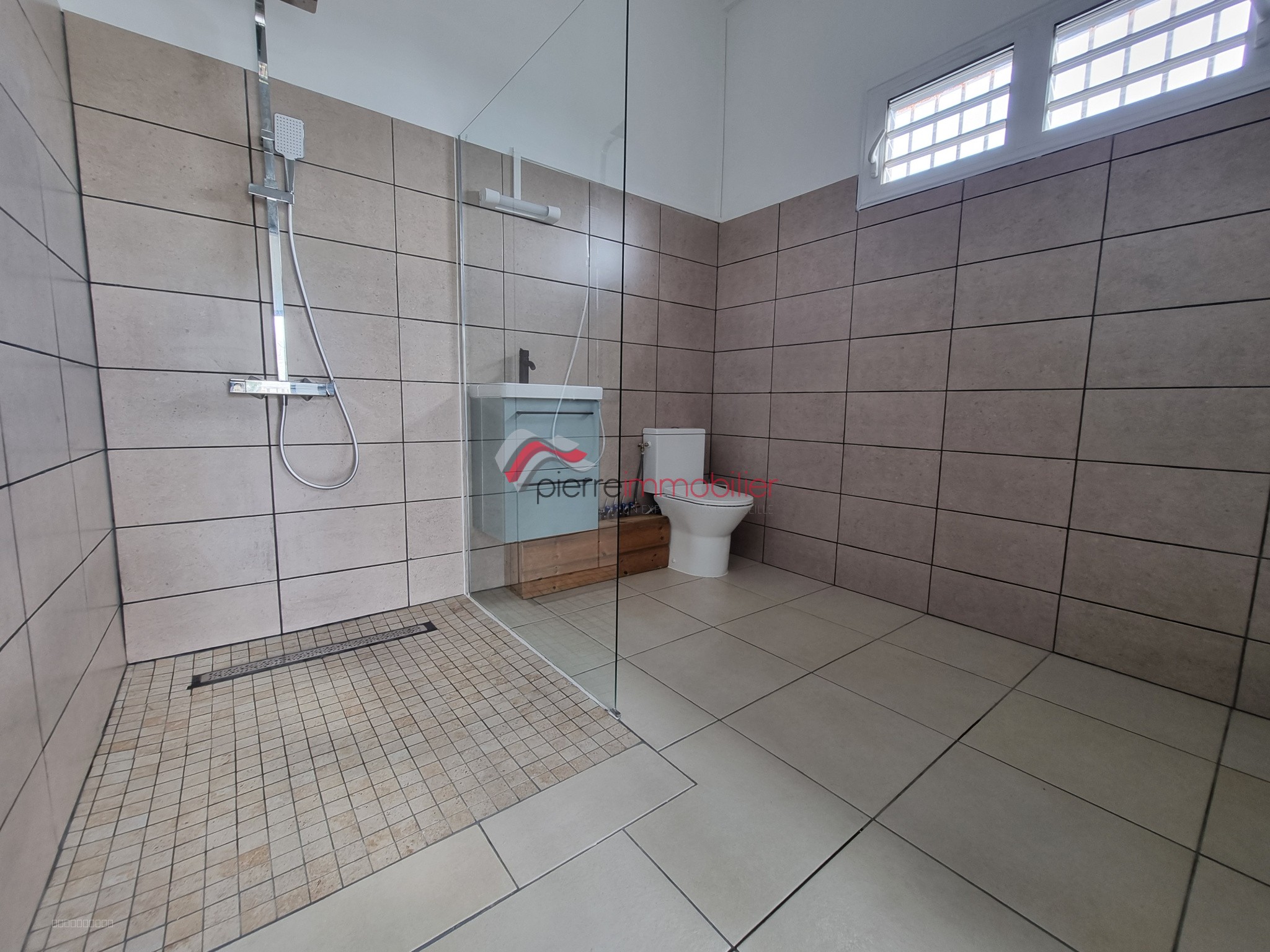 APT T1 bis Centre ville - Proche FAC Le Tampon — photo 4