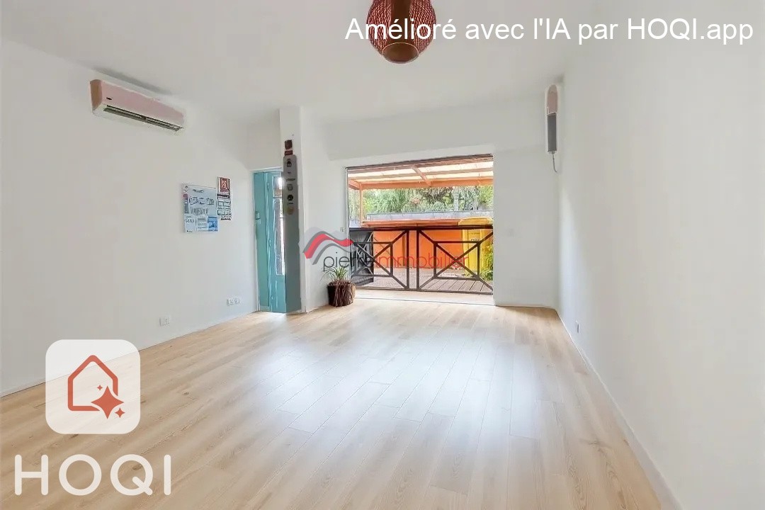 Local commercial à louer à St pierre, 70 m² – photo 1 sur 6