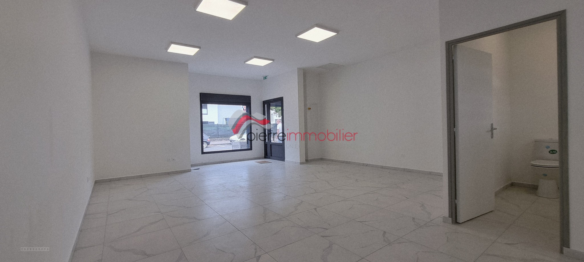 Bien immobilier à louer à St pierre, 48 m² – photo 2 sur 5