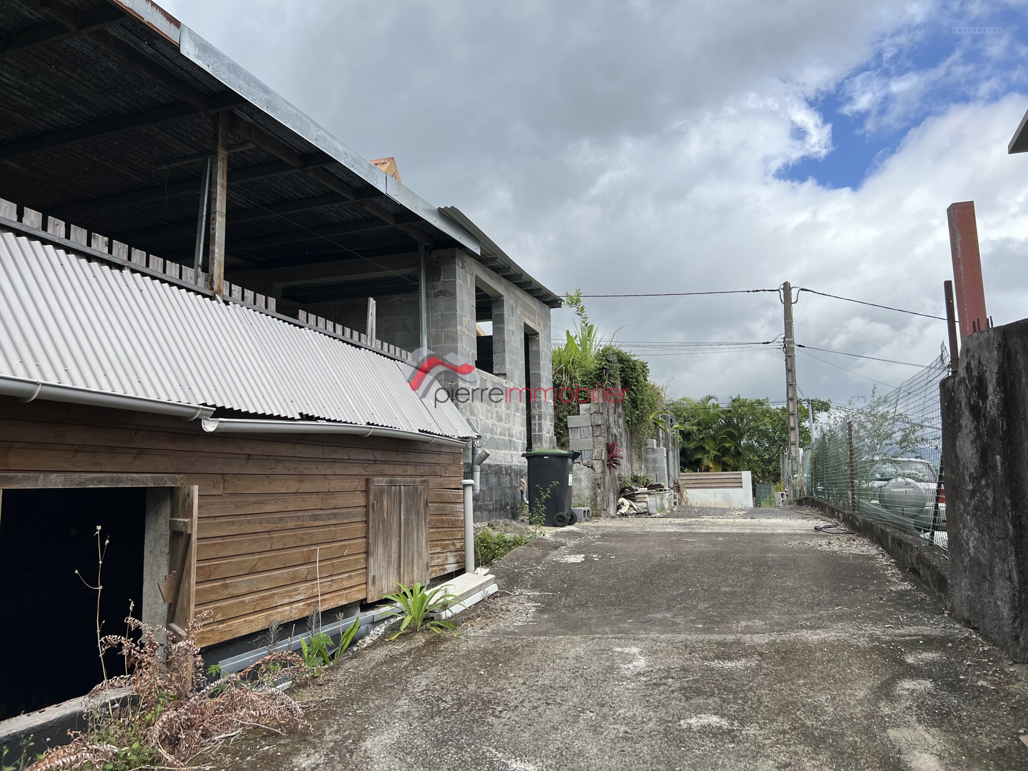 Maison à vendre à Entre deux, 200 m², 6 pièces – photo 1 sur 6
