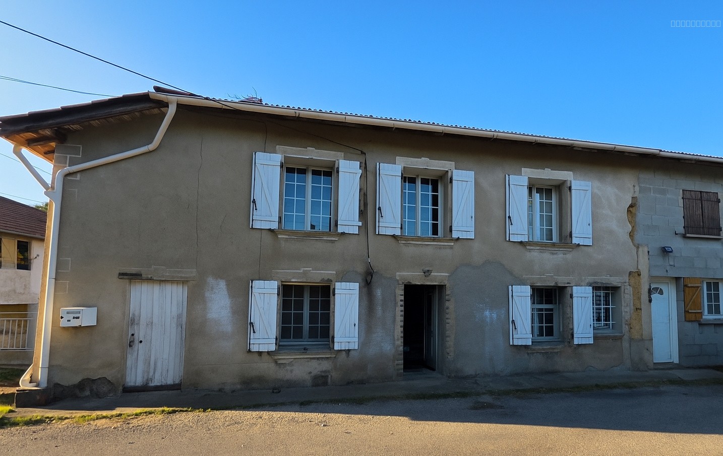 Maison à vendre à Chatonnay, 80 m², 3 pièces – photo 1 sur 14