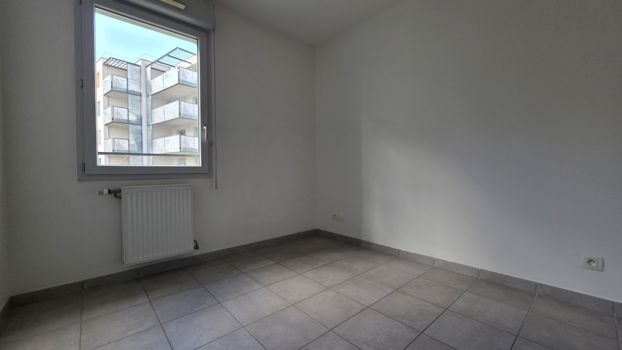 APPARTEMENT T de 66 m2 + TERRASSE ET GARAGE — photo 8