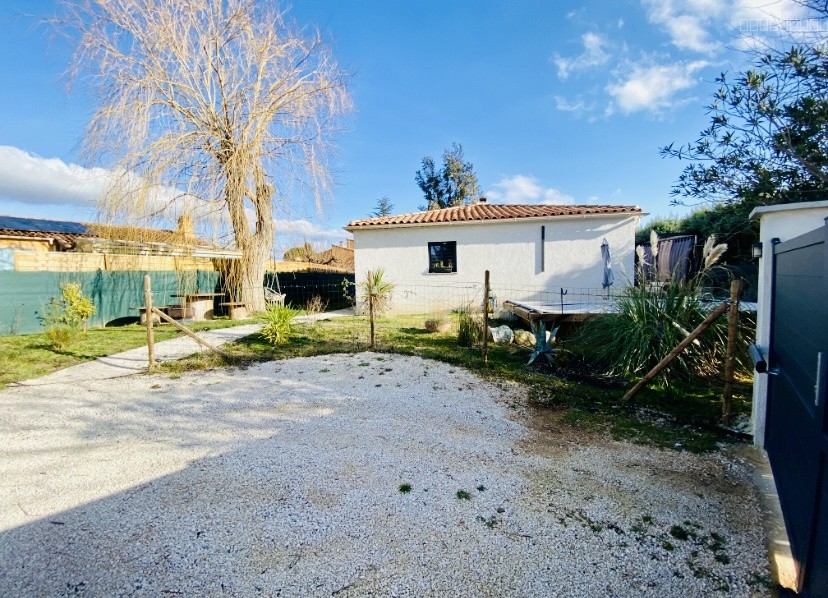 Maison à vendre à Pourrieres, 47,69 m², 3 pièces – photo 1 sur 12
