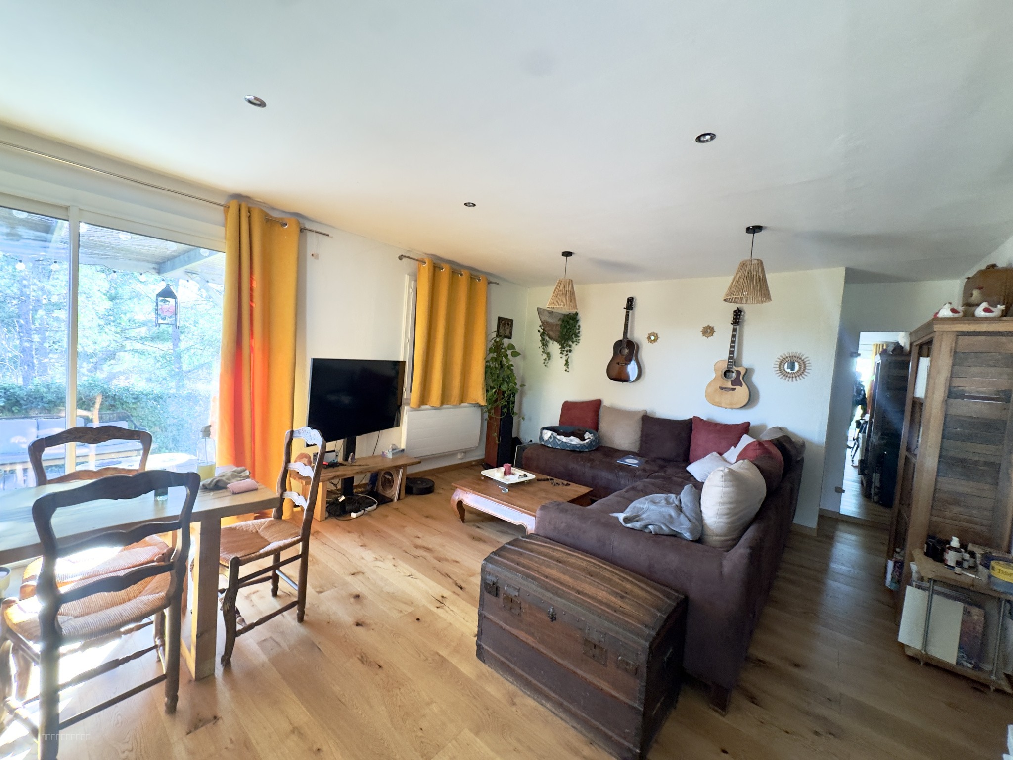 Maison à vendre à St savournin, 32 m², 3 pièces – photo 2 sur 11