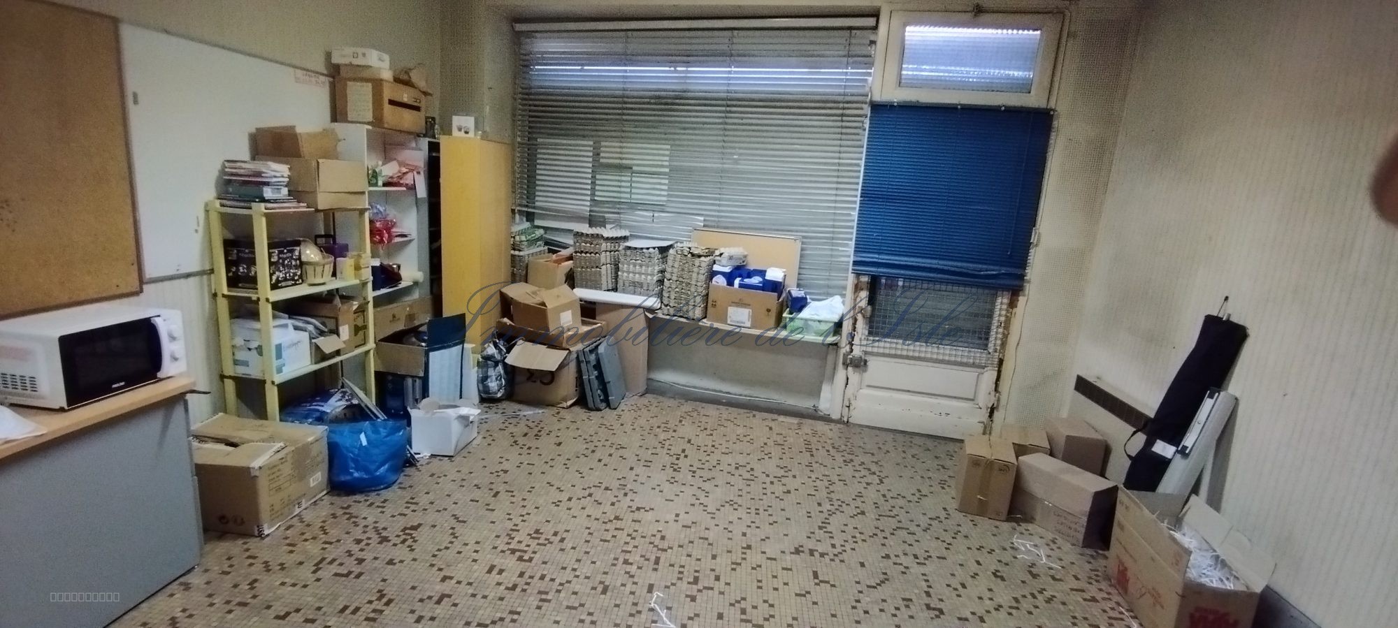 ENSEMBLE IMMOBILIER DE 285 M2 AVEC JARDIN - — photo 8