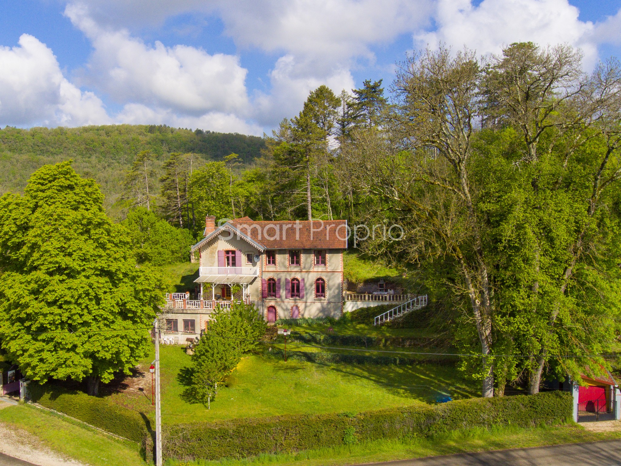 Maison à vendre à Voutenay sur cure, 288 m², 9 pièces – photo 2 sur 14