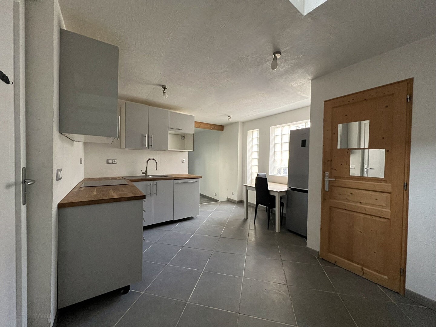 Immeuble à vendre à Gresy sur isere, 157,52 m², 7 pièces – photo 2 sur 16