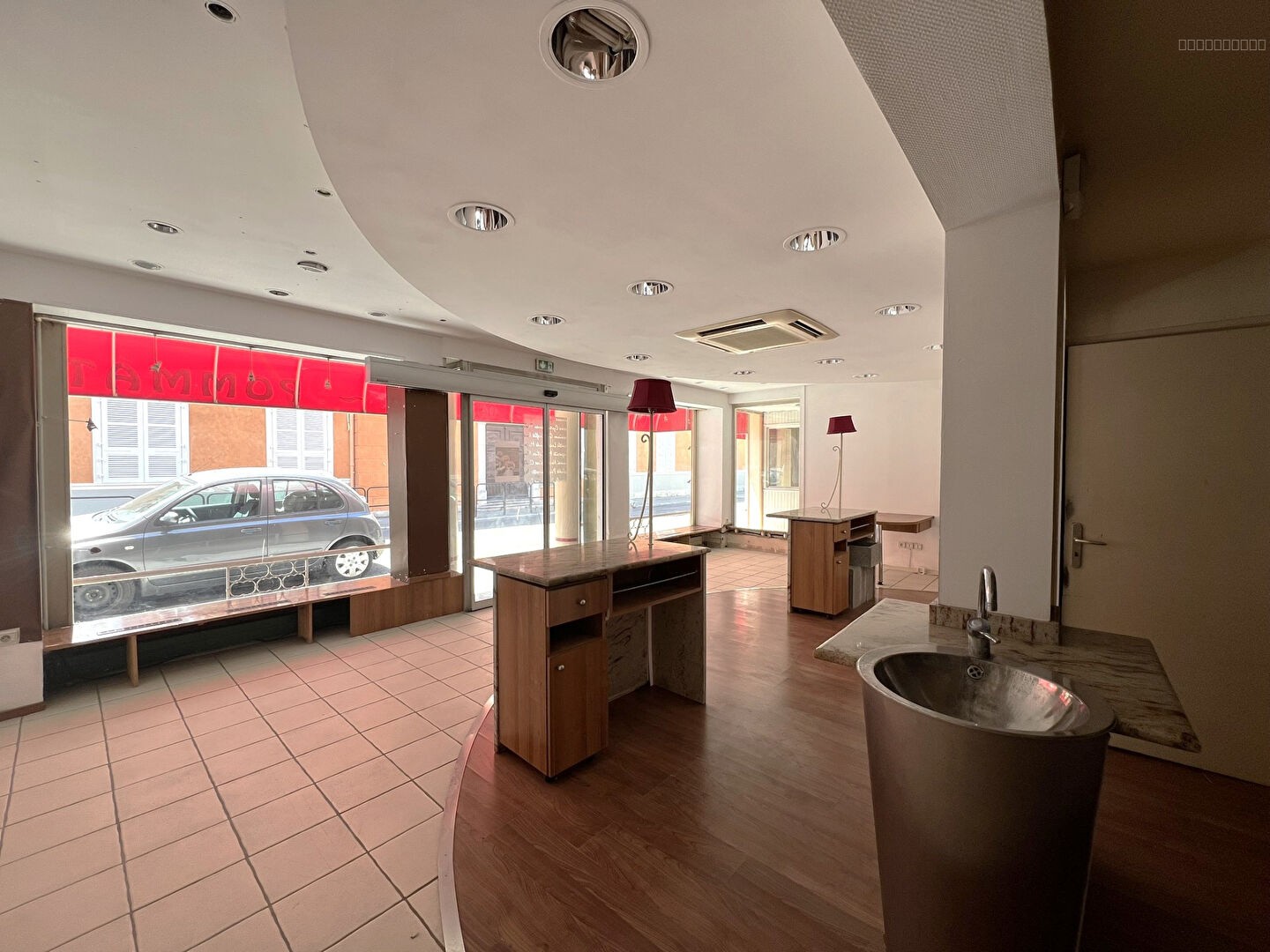 Local commercial à vendre à Albertville, 90,81 m², 3 pièces – photo 3 sur 7
