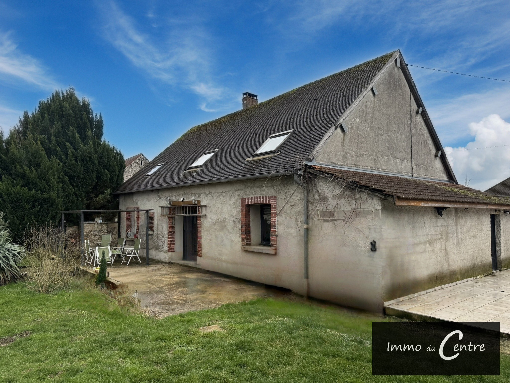 Maison à vendre à Montmirail, 1 400 m², 6 pièces – photo 2 sur 20