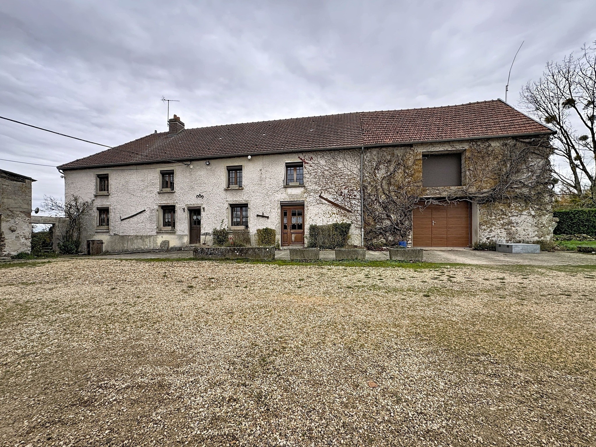 Maison à vendre à Montmirail, 29 m², 10 pièces – photo 2 sur 20