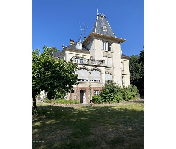 Bien immobilier à vendre à Turckheim, 459 m², 15 pièces – photo 2 sur 2