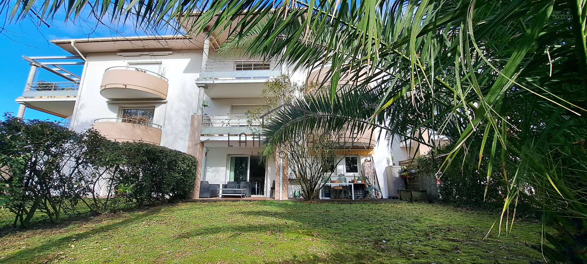 Appartement à vendre à Anglet, 240 m², 3 pièces – photo 1 sur 10