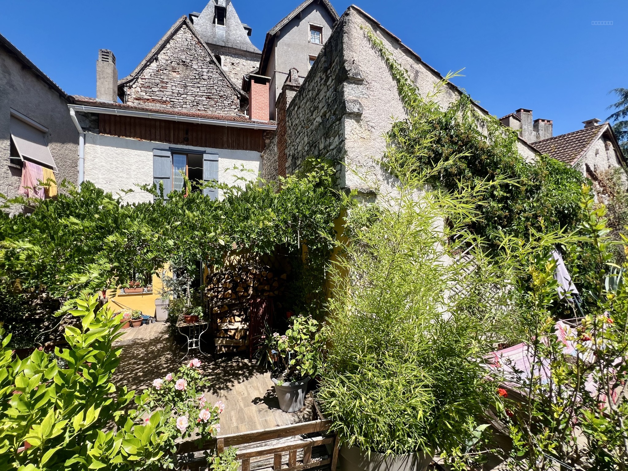 Bien immobilier à vendre à Cajarc, 15,6 m², 5 pièces – photo 1 sur 11