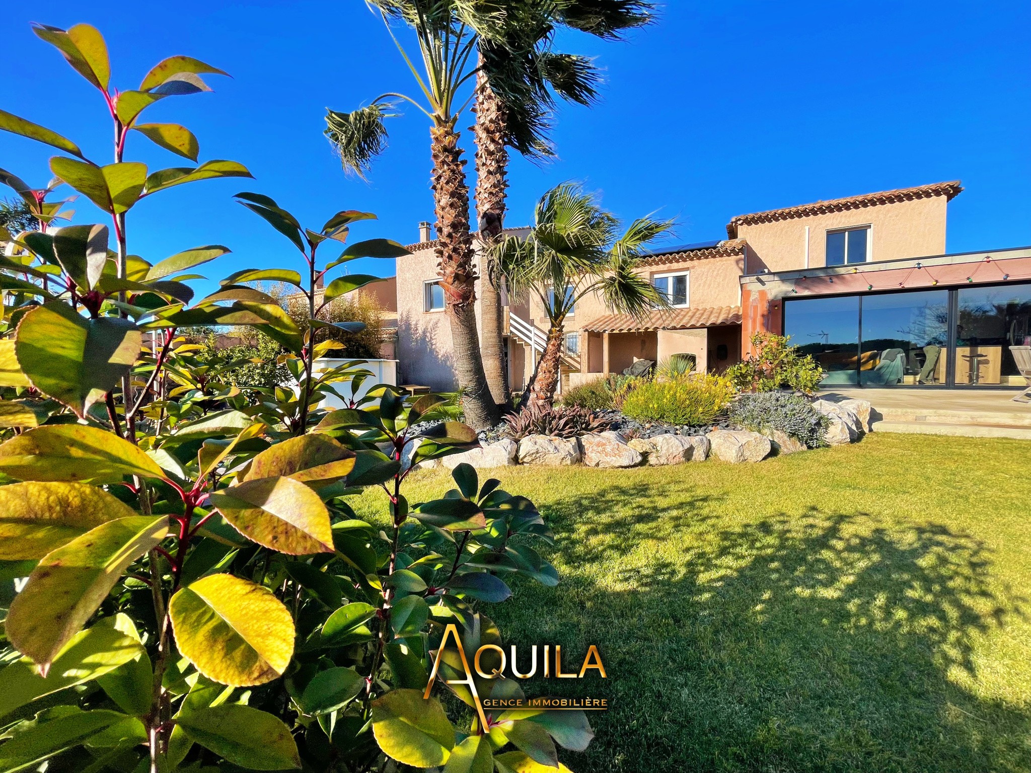 Villa à vendre à Lespignan, 166 m², 6 pièces – photo 2 sur 15