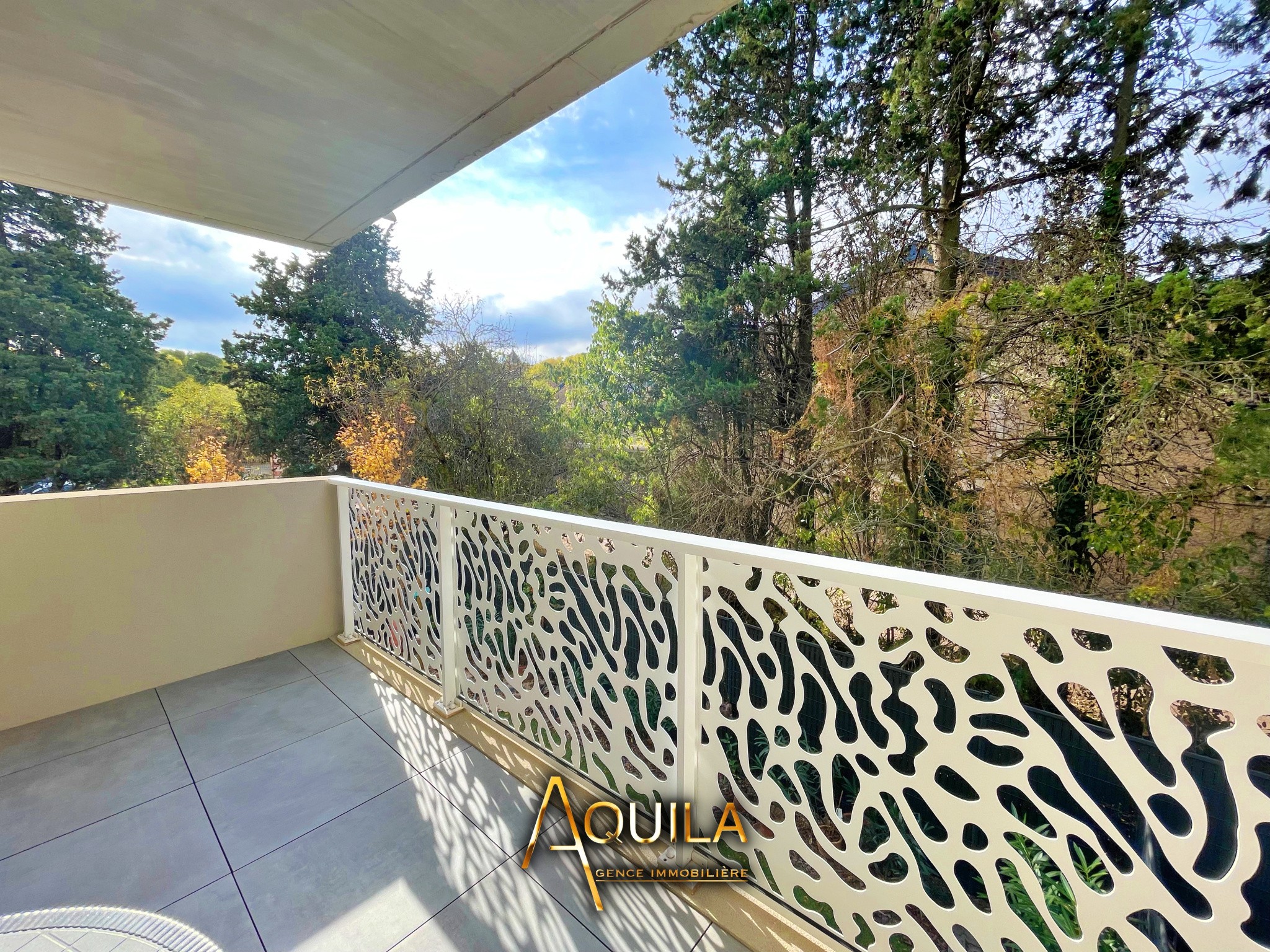 Bien immobilier à vendre à Beziers, 240 m², 8 pièces – photo 1 sur 8