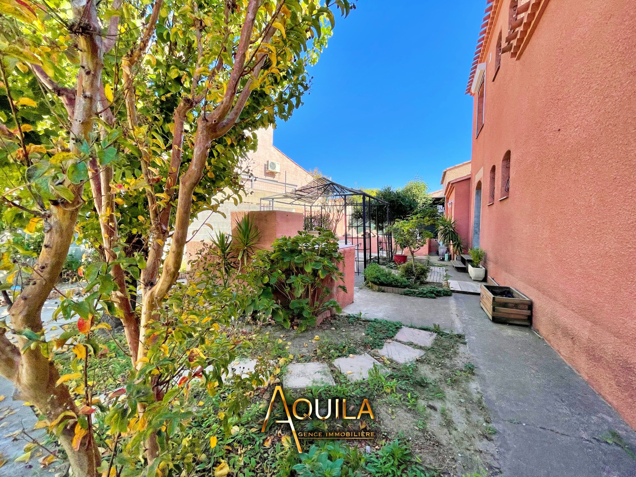 Villa à vendre à Capestang, 117 m², 5 pièces – photo 3 sur 8