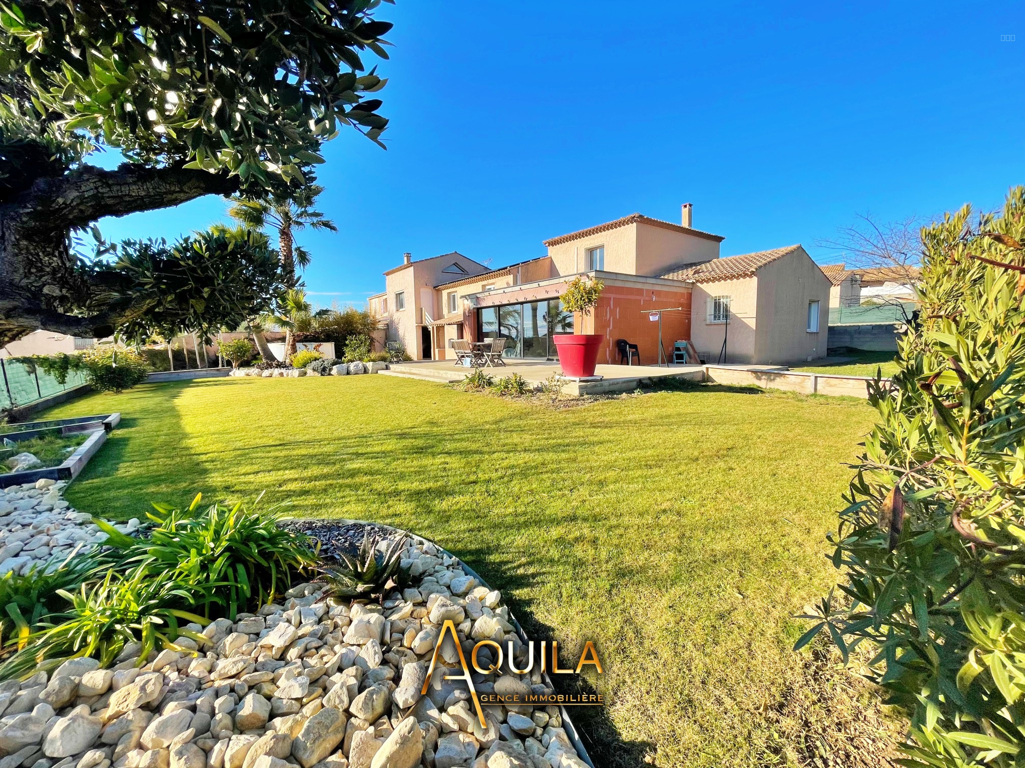 Villa à vendre à Lespignan, 166 m², 6 pièces – photo 3 sur 15